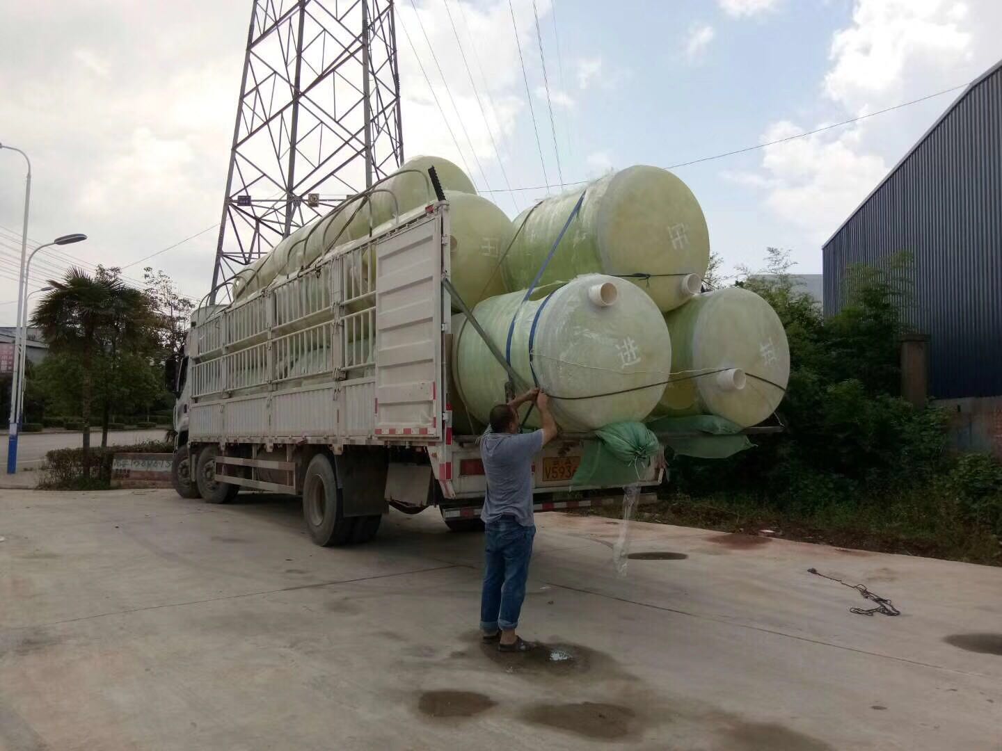 丽江泸沽湖污水收集工程